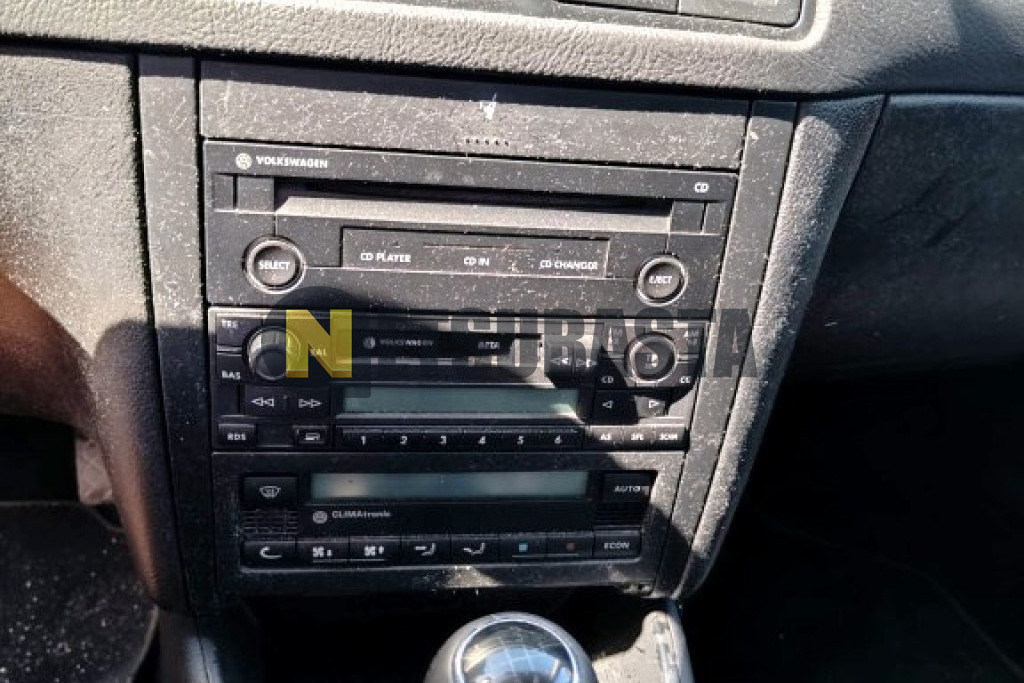 Volkswagen Golf 1.6 2003