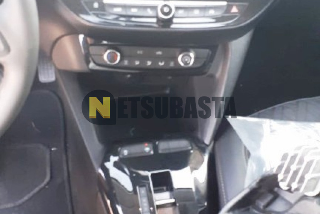 Opel Corsa 1.2T AT8 2023