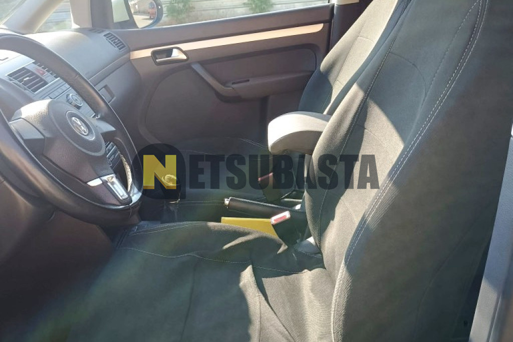 Volkswagen Touran 1.6 TDI 2015
