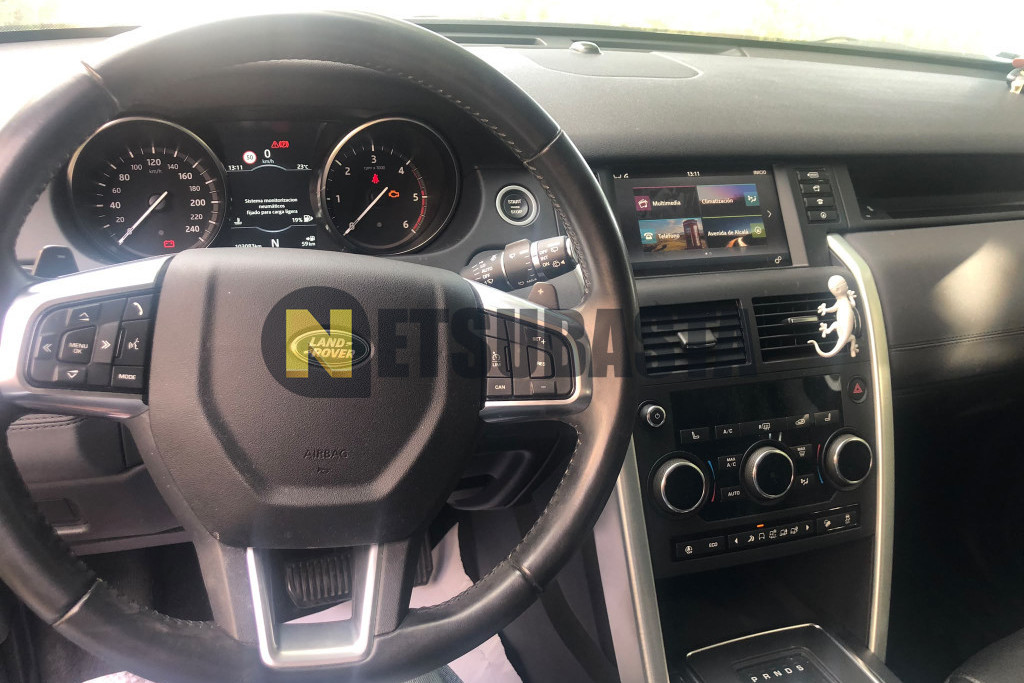 Land-Rover Discovery Sport 2.0 D MHEV AWD Auto 2019