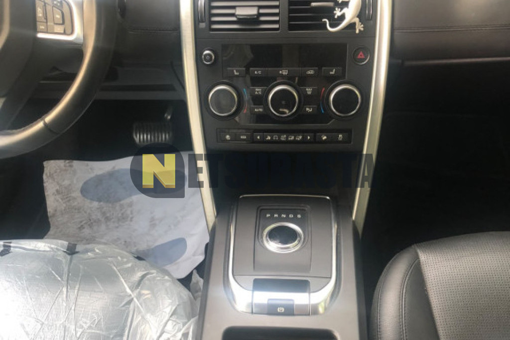 Land-Rover Discovery Sport 2.0 D MHEV AWD Auto 2019