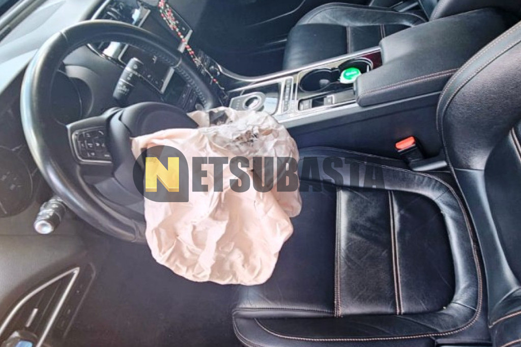 Jaguar XE 2.0 Diesel Auto 2016