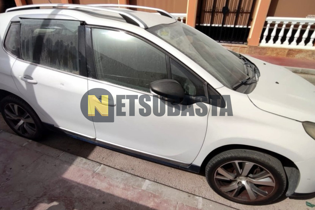 Peugeot 2008 1.2 PureTech 2016