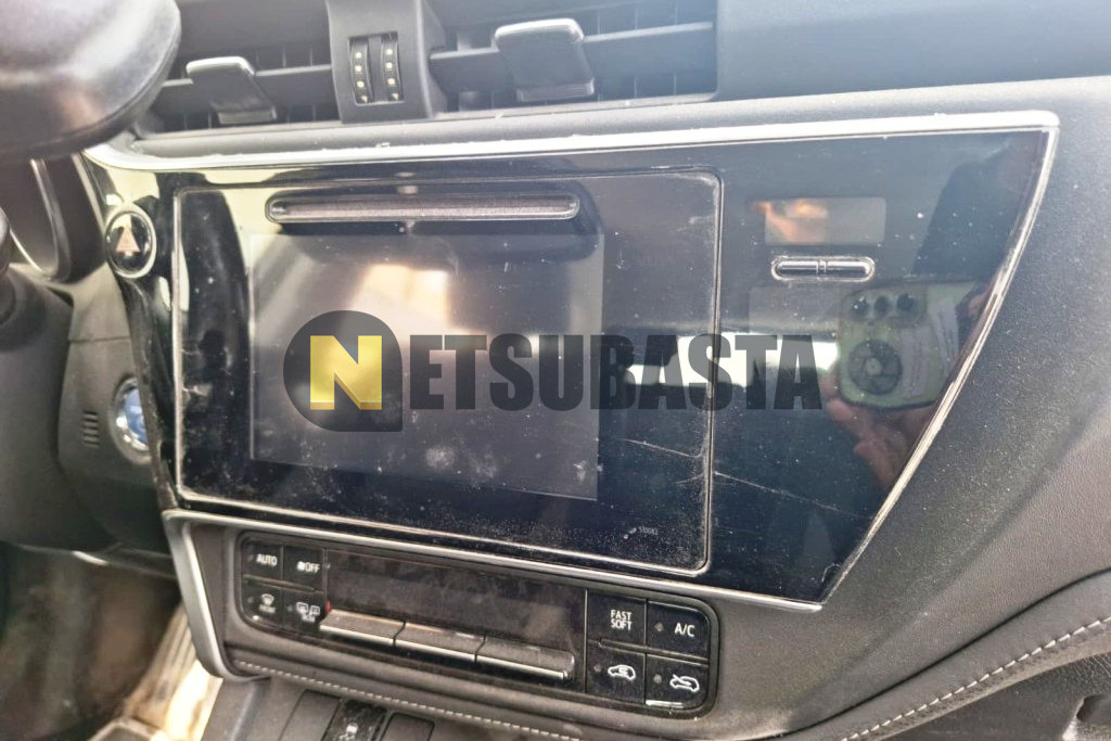 Toyota Auris 140H e-CVT 2018