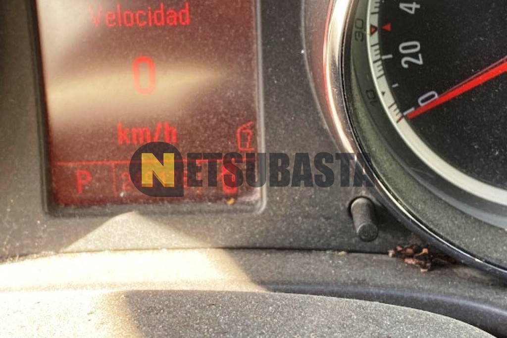 Opel Insignia Sports Tourer 2.0 CDTI 2011