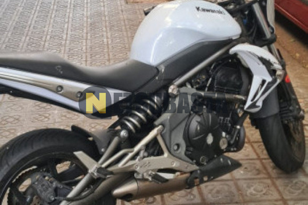 Kawasaki ER 6N ABS 2010