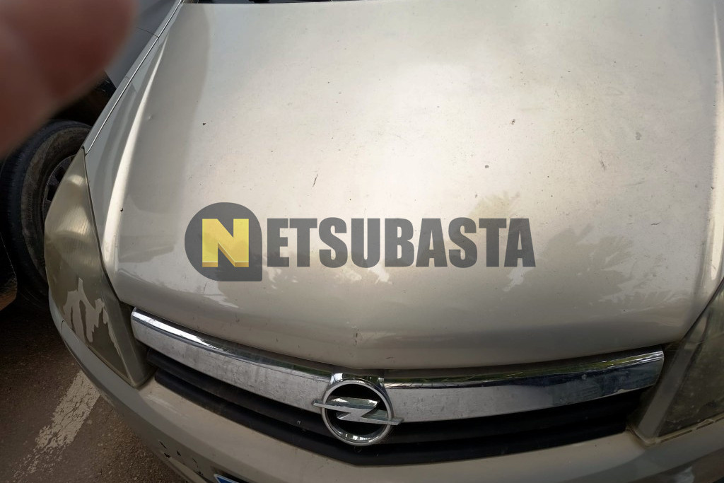 Opel Astra GTC 1.6 16V Easytronic 2008