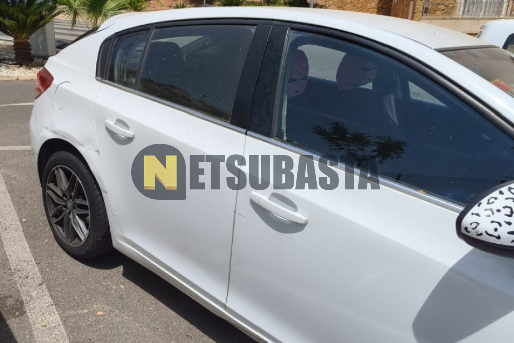 Chevrolet Cruze 1.8 2013