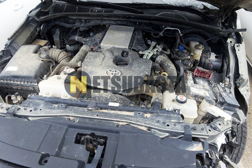 Toyota Hilux Doble Cabina VXL 2.8D AT 2025