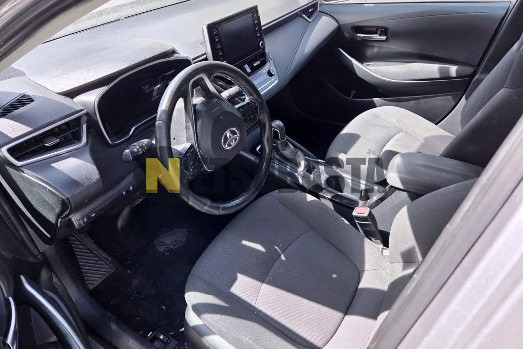 Toyota Corolla Sedán 125H 2021
