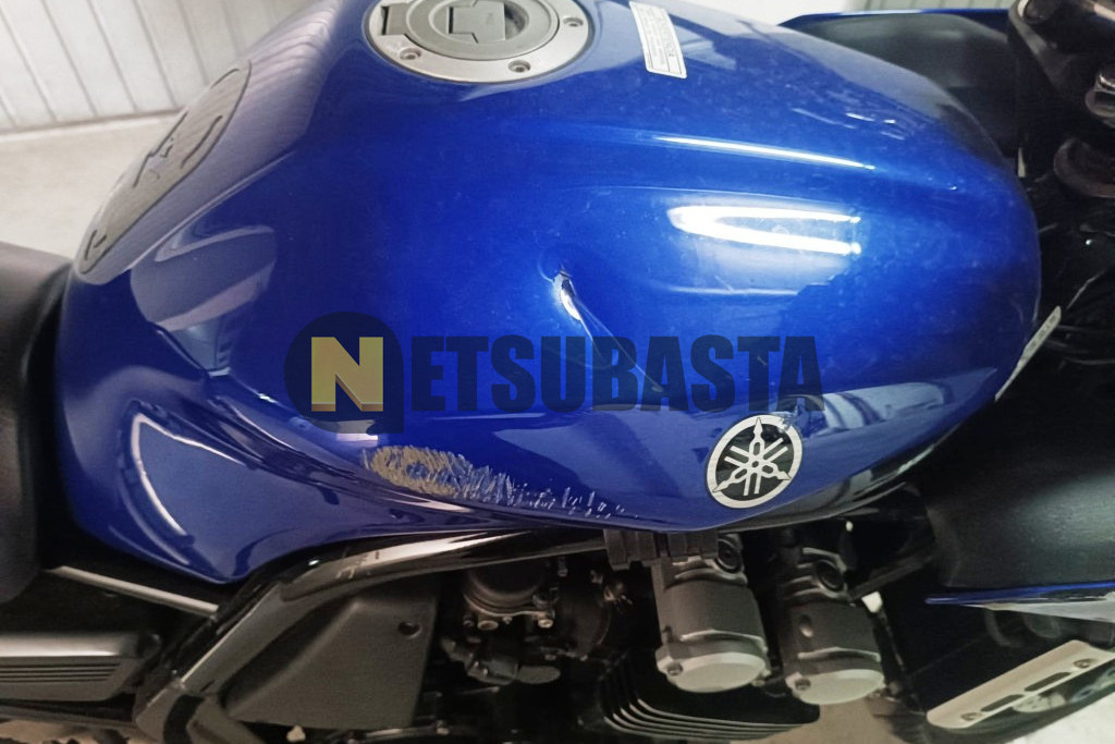 Yamaha FZS 600 Fazer 2003