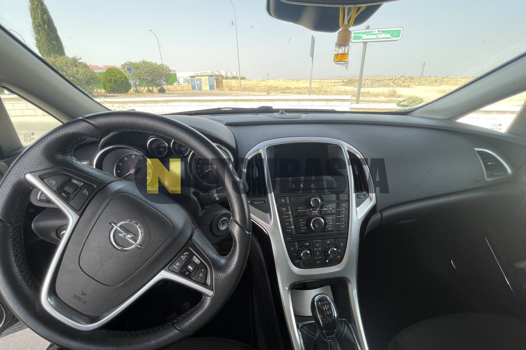 Opel Astra 1.4 Turbo 2010