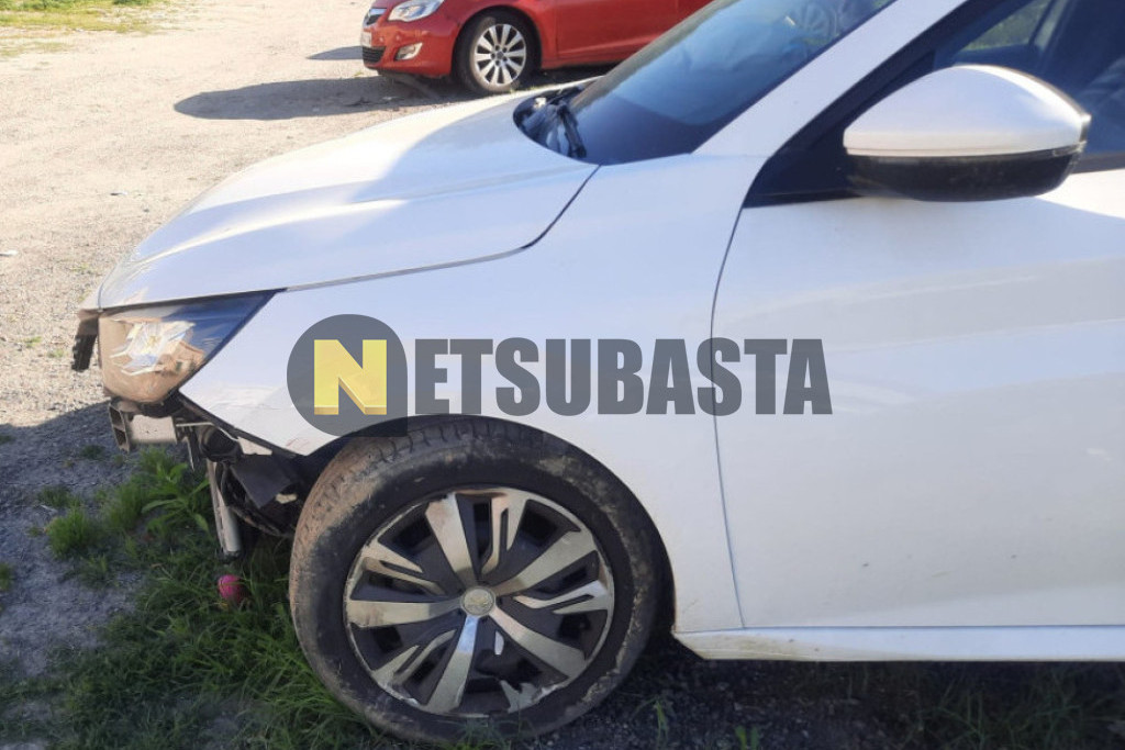 Peugeot 208 1.2 PureTech 2020