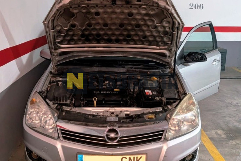 Opel Astra 1.6 2009