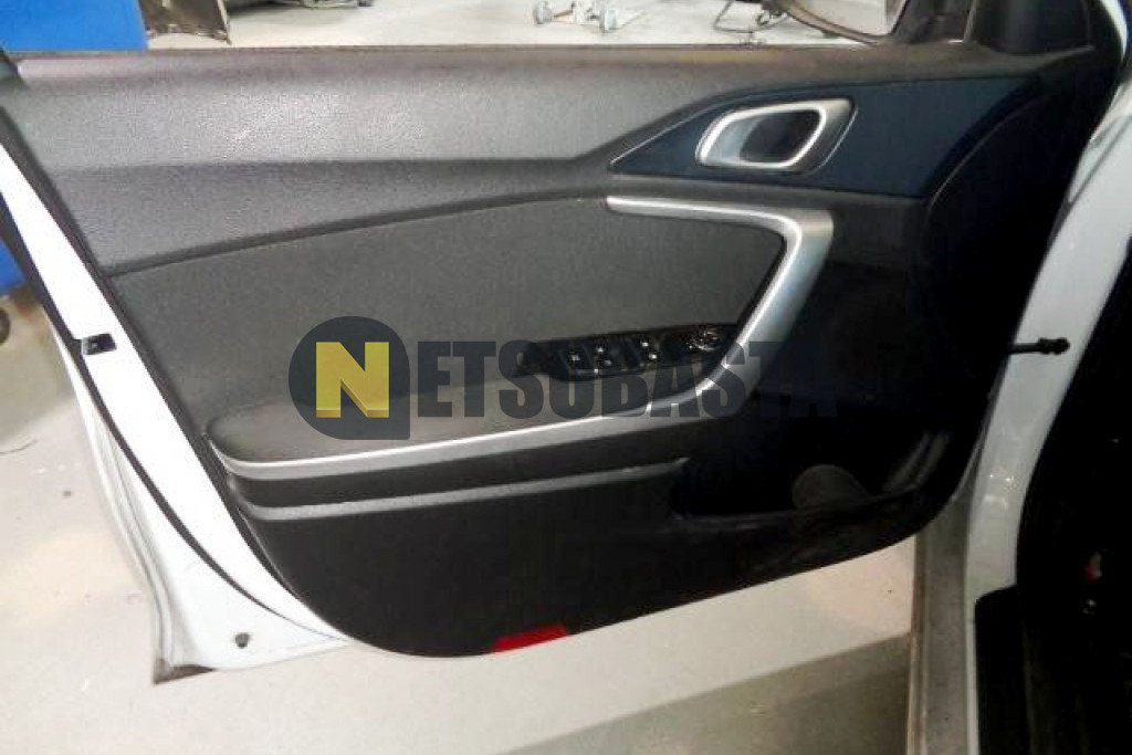 Kia Ceed Tourer 1.6 CRDi MHEV 2023