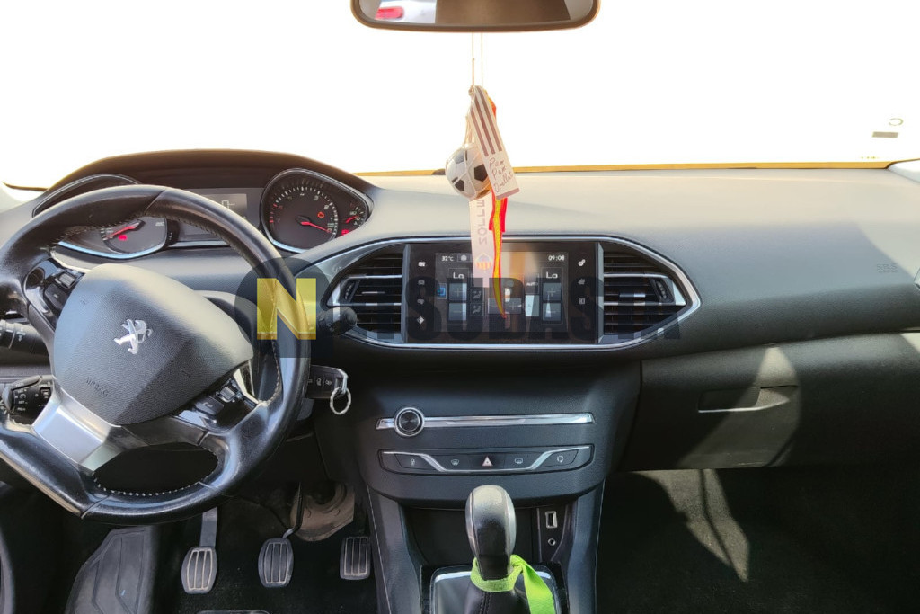 Peugeot 308 1.2 PureTech 2016