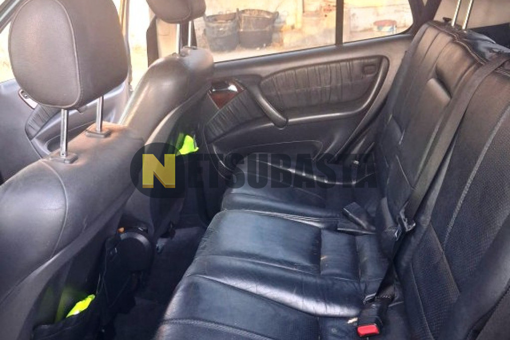 Mercedes-Benz ML 320 2001