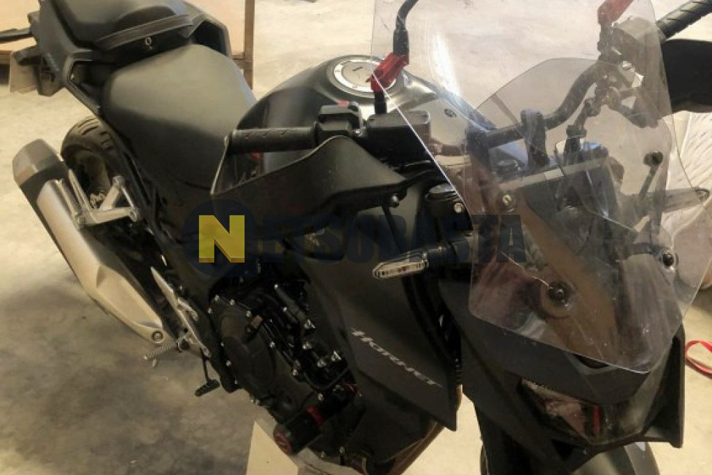 Honda CB 750 Hornet 2025
