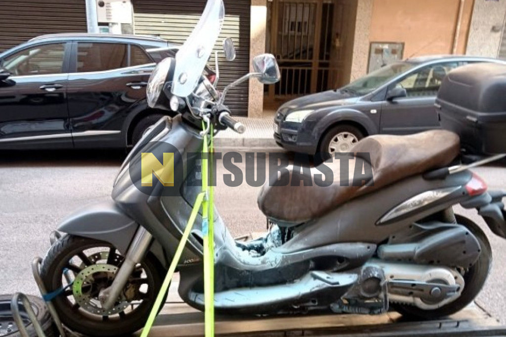 Piaggio Beverly 500 2011