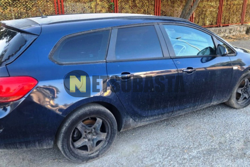 Opel Astra Sports Tourer 1.7 CDTI 2012