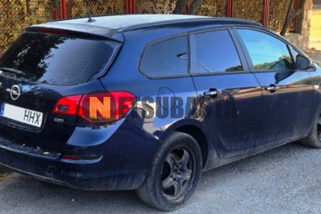 Opel Astra Sports Tourer 1.7 CDTI 2012