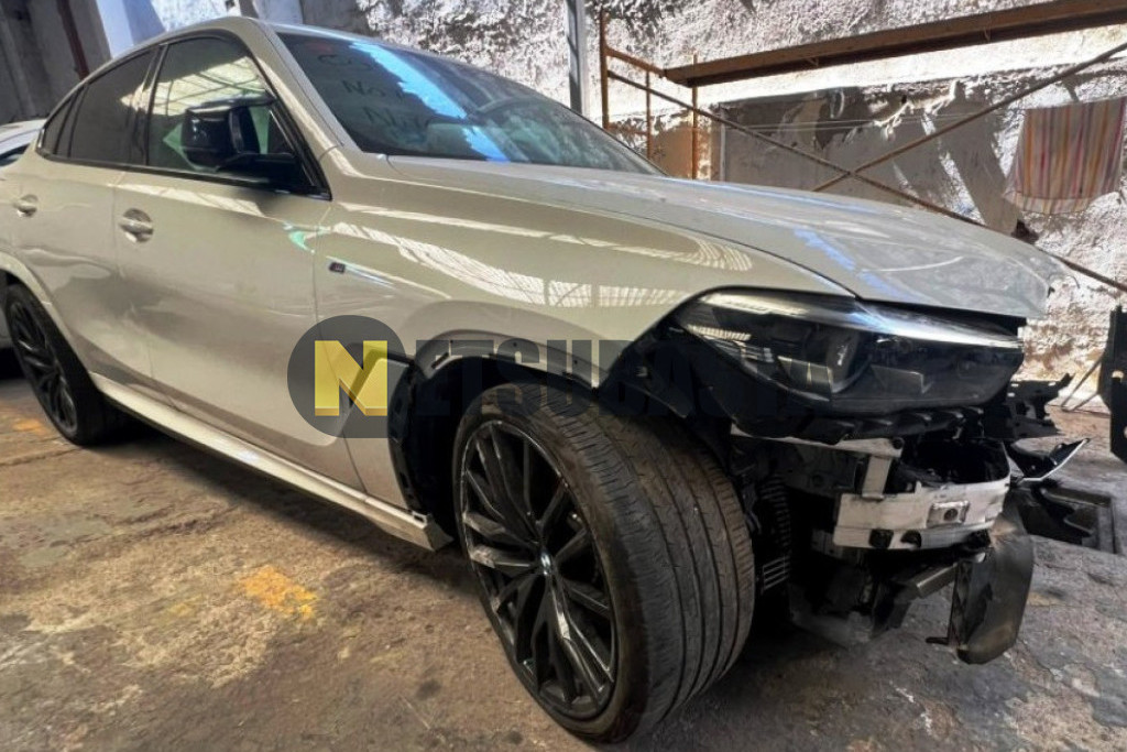 Bmw X6 xDrive40i 2021