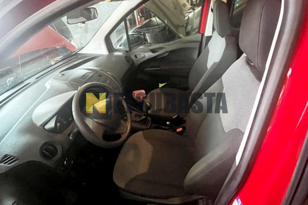 Ford Tourneo Courier 1.0 EcooBoost 2019
