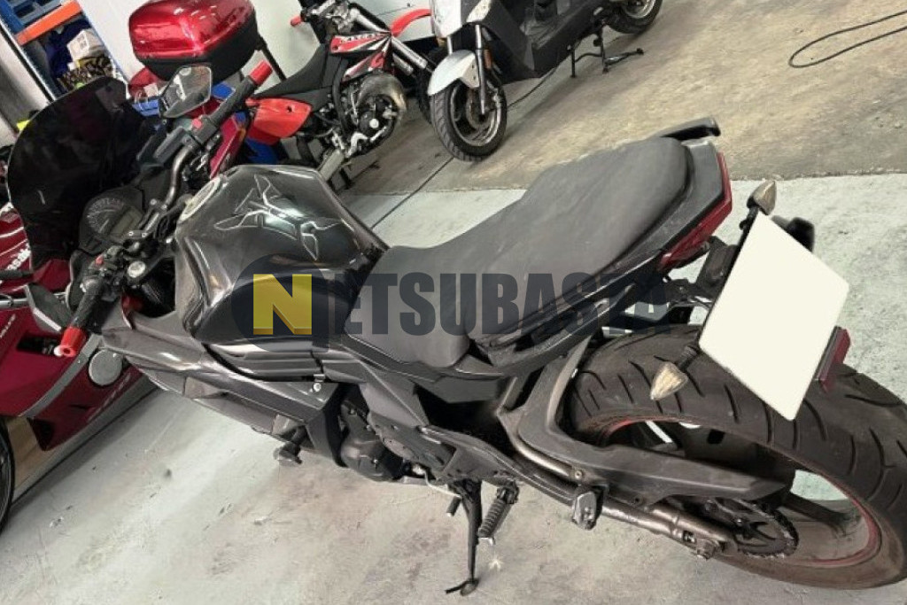 Kawasaki ER 6F 2013