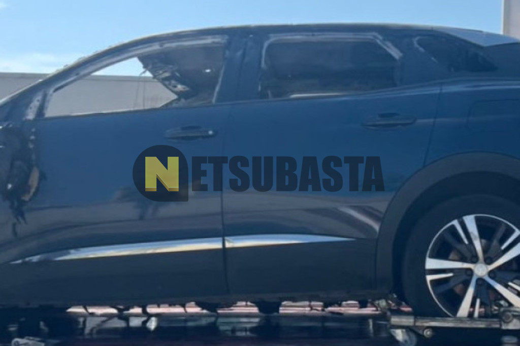 Peugeot 3008 Hybrid e-EAT8 2020