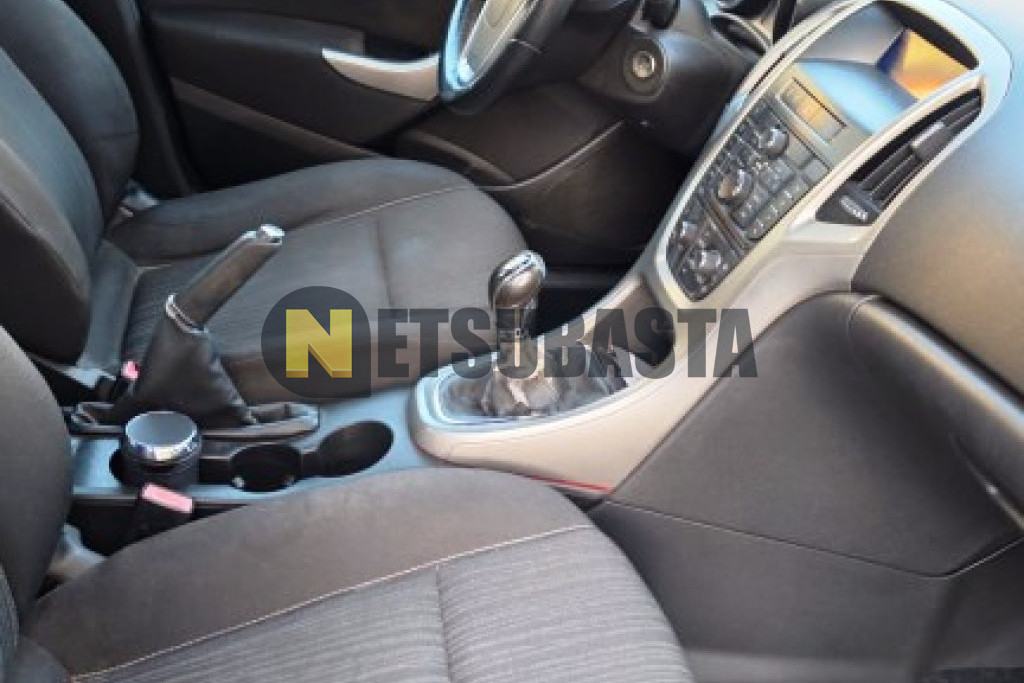 Opel Astra 1.6 16V 2010