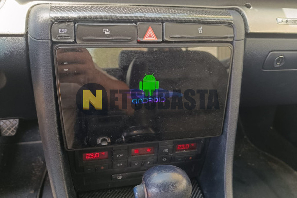 Audi A4 3.0 quattro tiptronic 5 vel. 2004