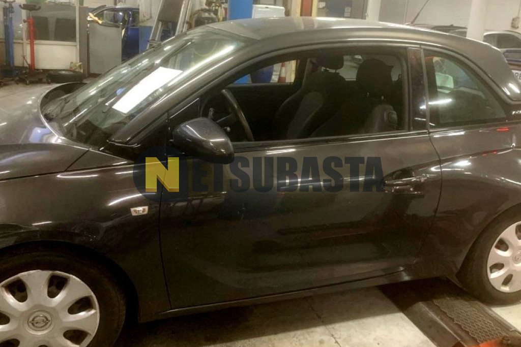 Opel Adam 1.2 ecoFLEX 2013
