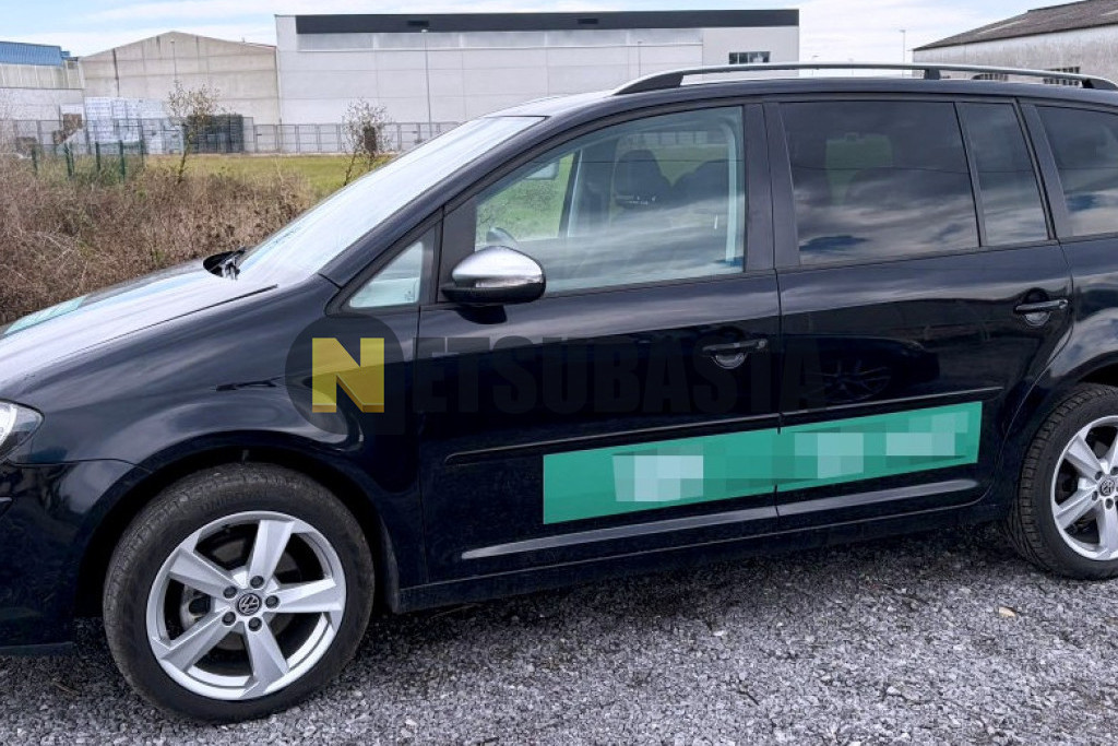Volkswagen Touran 1.4 TSI DSG 7 vel. 2009