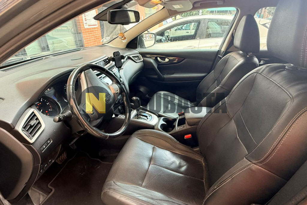 Nissan Qashqai 1.6 dCi 4x2 XTRONIC 2015