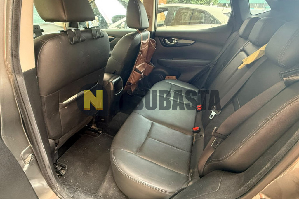 Nissan Qashqai 1.6 dCi 4x2 XTRONIC 2015