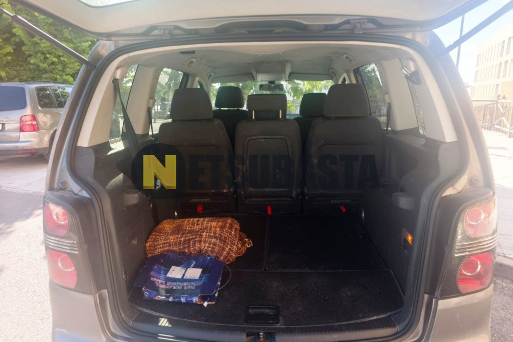Volkswagen Touran 2.0 TDI 2009