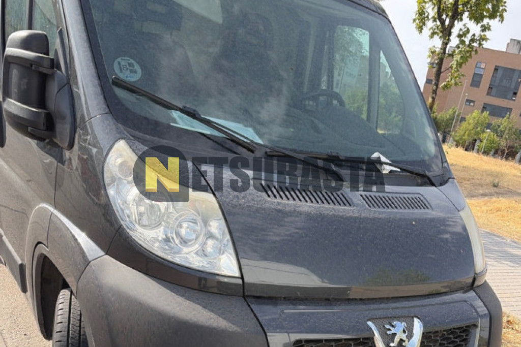 Peugeot Boxer Furgón 2.2 HDi 2013