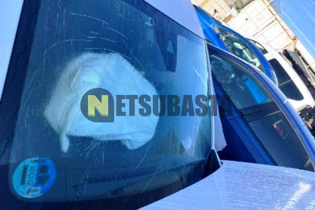 Peugeot 208 Hybrid 100 e-DCS6 2024