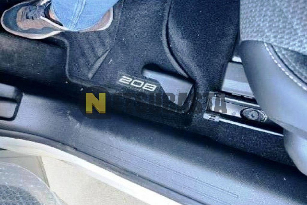 Peugeot 208 Hybrid 100 e-DCS6 2024