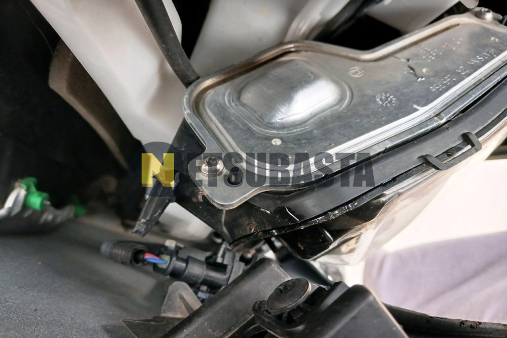 Peugeot 208 Hybrid 100 e-DCS6 2024