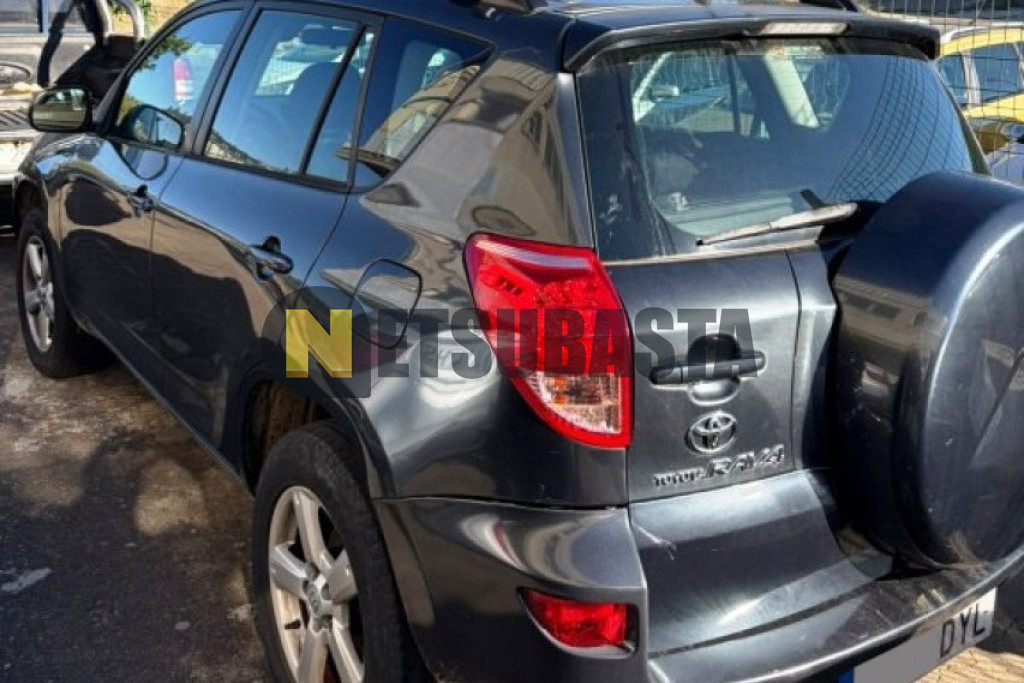 Toyota RAV4 2.2 D-4D 2006