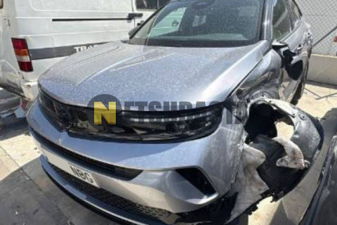 Opel Mokka 1.2T Hybrid eDCT 2025 Opel Mokka 1.2T Hybrid eDCT 2025