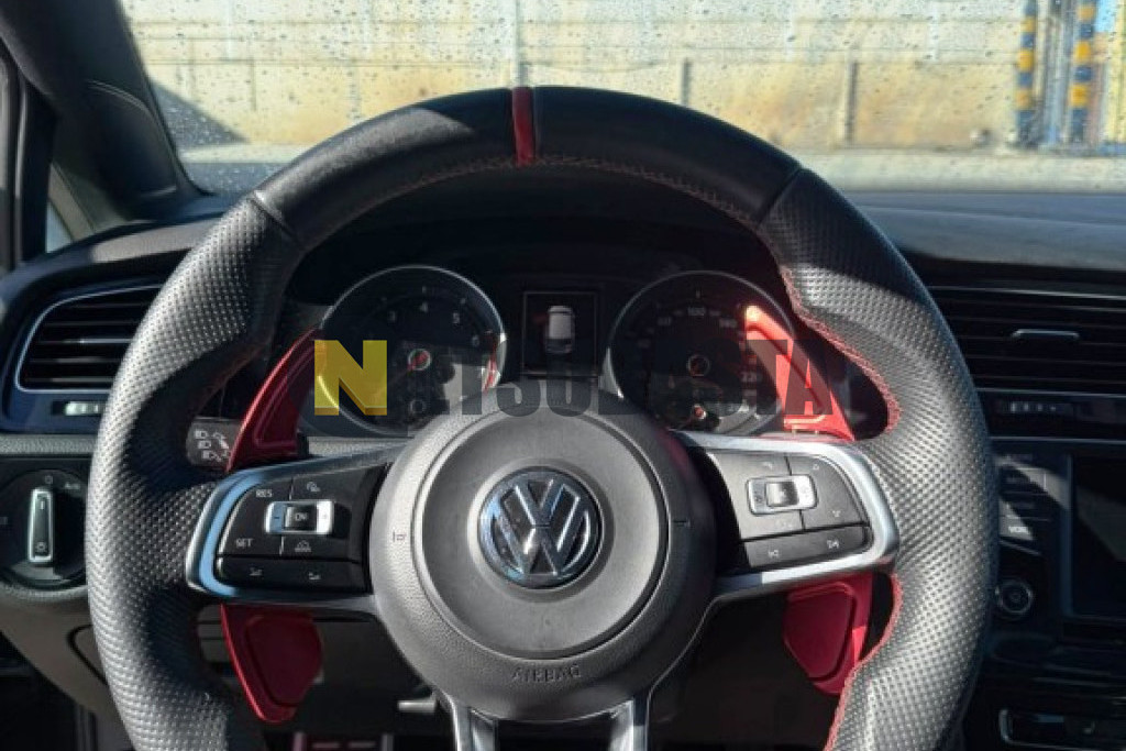 Volkswagen Golf GTI 2.0 TSI BMT DSG 6 vel. 2016