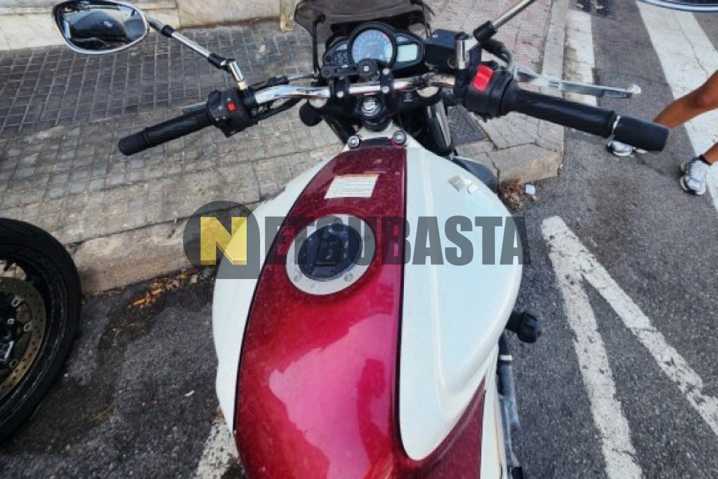 Suzuki Gladius 650 2009