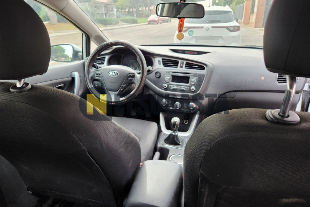 Kia Ceed 1.4 CRDi WGT 2013