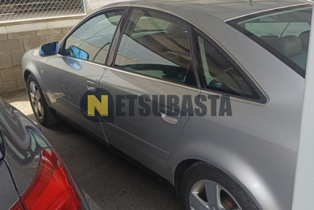 Audi A6 3.0 quattro tiptronic 5 vel. 2001