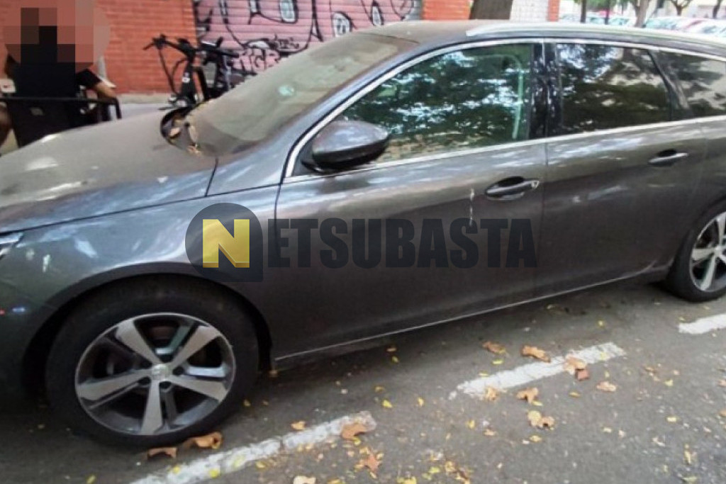 Peugeot 308 SW 1.2 PureTech 2014