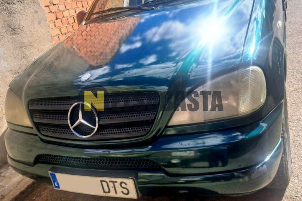 Mercedes-Benz ML 270 CDI Aut. 2000