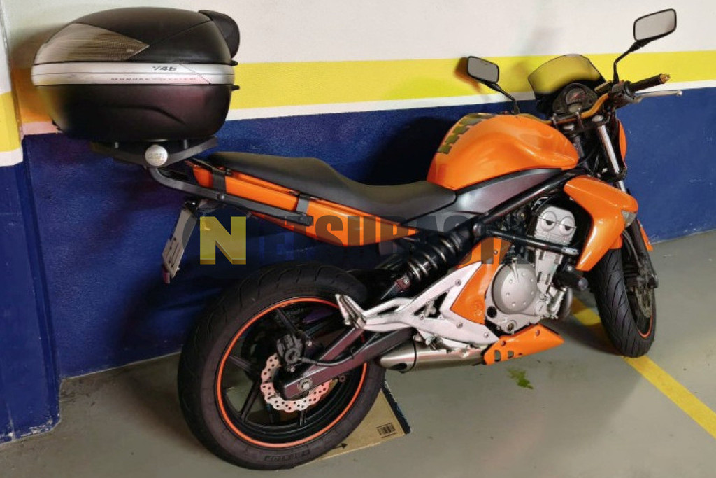 Kawasaki ER 6N 2006