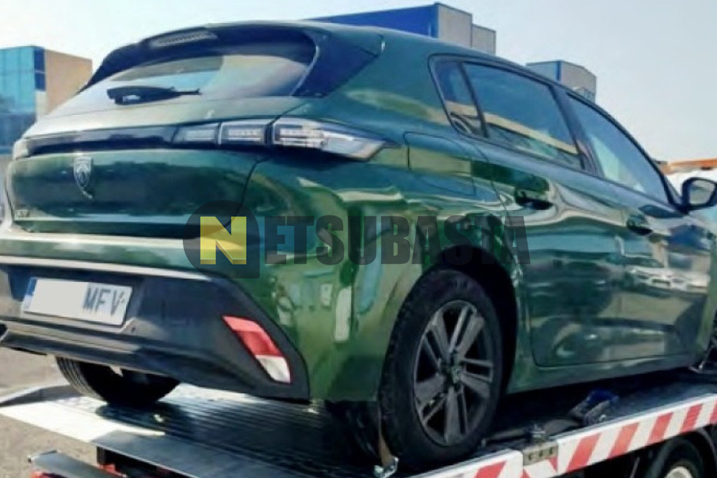Peugeot 308 1.5 BlueHDi EAT8 2023